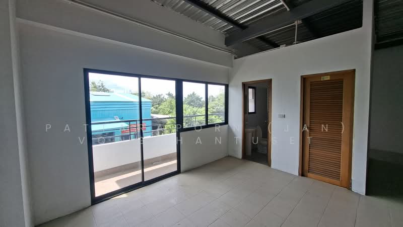 SRIRACHA Retail Office for rent, Chon Buri (Pattaya), หนองยายบู่-ท่อน้ำ, Nong - Kham, Si Racha, Chon Buri (Pattaya), , 80 sqm, Business For Rent, by Pattaraporn (Jan) Vongphantuset, 500074966 - DDproperty.com