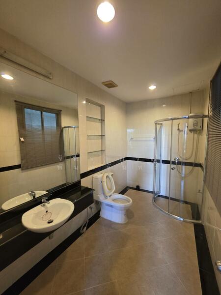 For Rent - Baan Klang Muang British Town Srinakarin, Samut Prakan