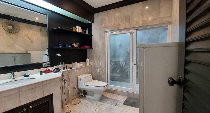 For Sale - Baan Rimpha condominiums, Chon Buri (Pattaya)