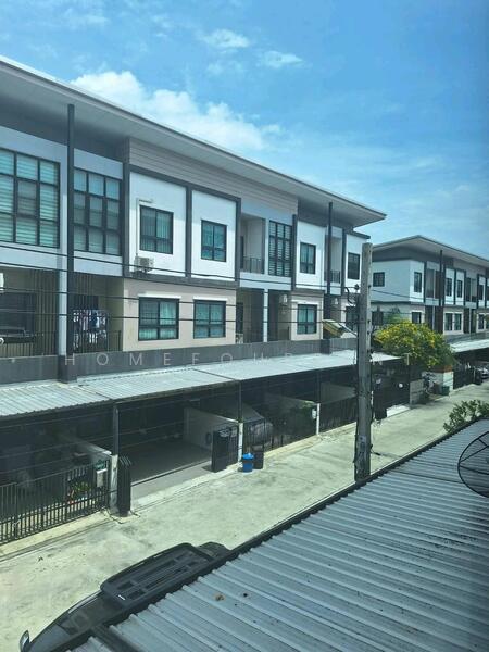 ให้เช่า - THE TRIPLE Sukhumvit 113 : เดอะ ทริปเปิ้ล สุขุมวิท 113, สมุทรปราการ