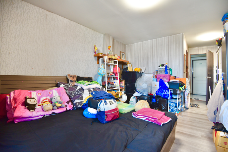 For Sale - 5 Sor Condo, Bangkok