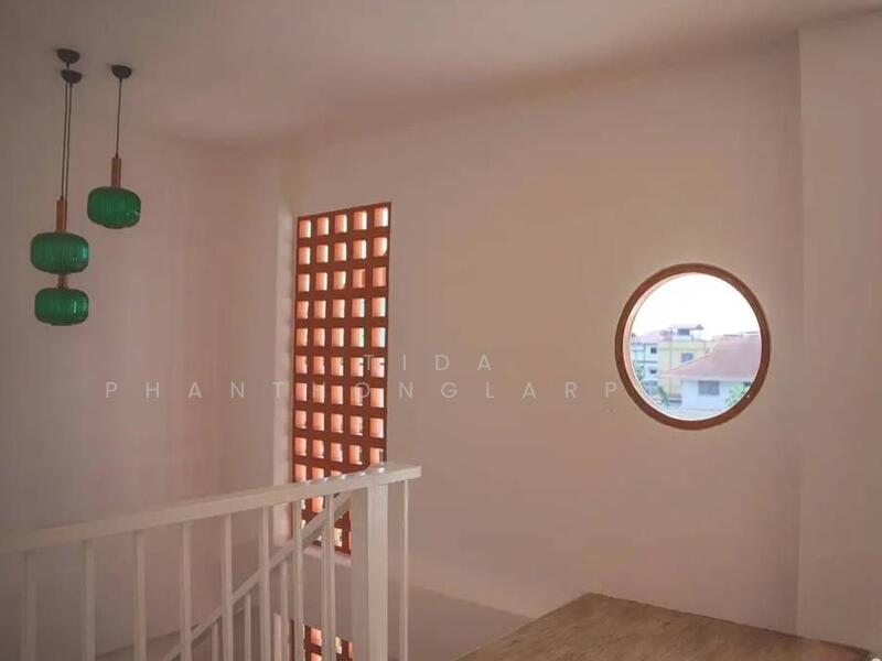 ขาย - ขาย อพาร์ทเม้นท์ ย่าน รังสิต 3 ชั้น 24 ห้อง ใกล้ ม.นอร์ทกรุงเทพ ใกล้รถไฟฟ้าสายสีเขียว สถานีสะ, ปทุมธานี