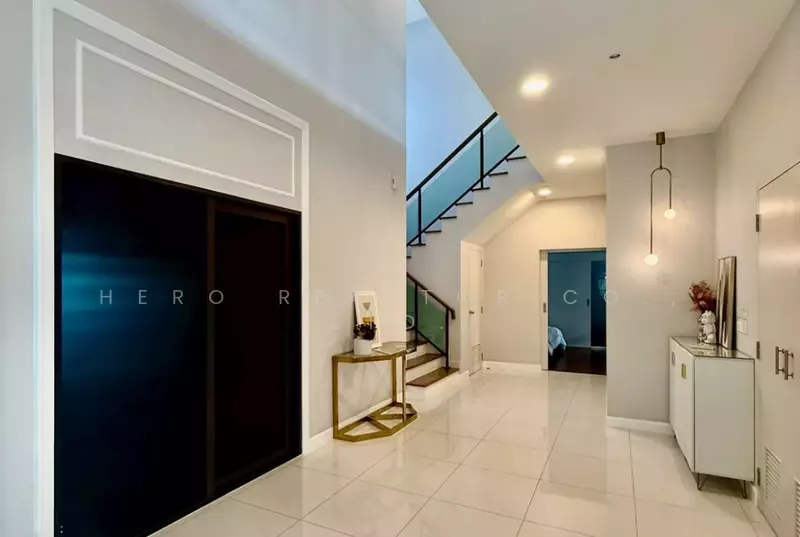 For Rent Samut Prakan House The City Bangna Near Mega Bangna Bang Phli BRE26379, Samut Prakan, Bang Chalong, Bang Plee, Samut Prakan, 5 Bedrooms, 417 sqm, Single Detached House For Rent, by Hero Realtor Co., Ltd., 500075952 - DDproperty.com