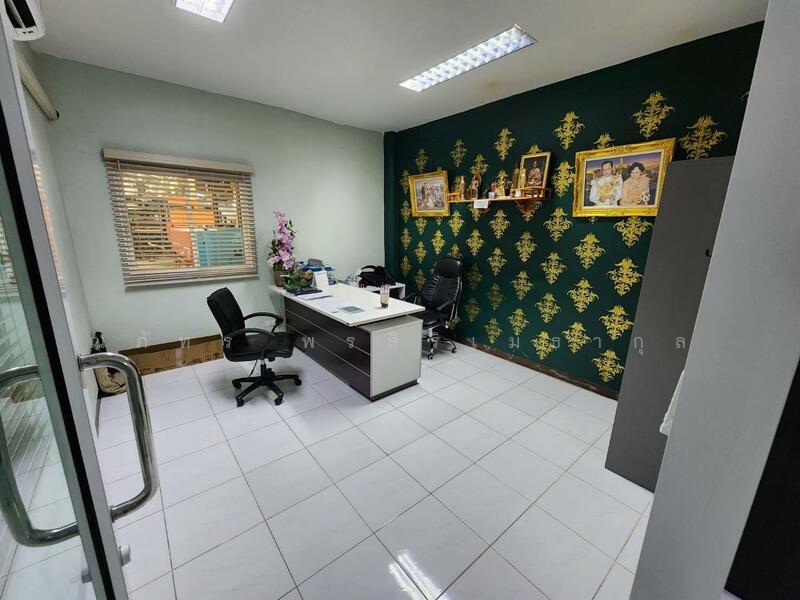 ให้เช่าโรงงานพร้อมผลิตทันที นาดี สมุทรสาคร พื้นที่รวม 2,400 ตรม.[รหัสทรัพย์TW5-141225], สมุทรสาคร, นาดี, เมืองสมุทรสาคร, สมุทรสาคร, 2,400 ตร.ม., โกดัง-โรงงาน ให้เช่า, โดย ณภัทร พรสิริเมธากุล, 500076119 - DDproperty.com