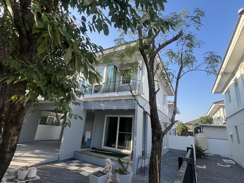 For Sale - Chaiyapruek Ramintra-Phrayasurain, Bangkok