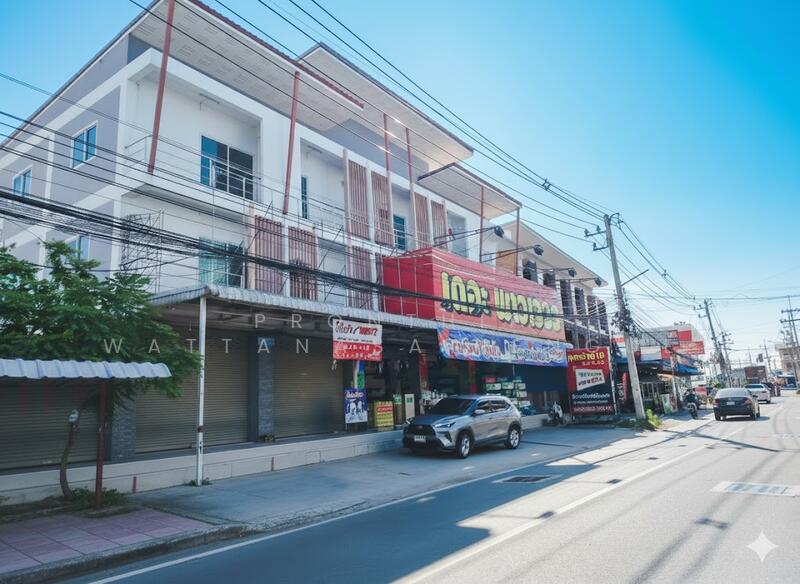 ให้เช่า - ให้เช่าตึกคู่ 3 ชั้น ทำเลค้าขาย ใกล้นิคมอมตะ ชลบุรี ราคาเพียง 36,000 บาท/เดือน, ชลบุรี