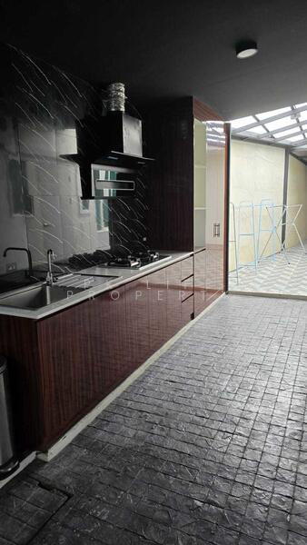 12R0542 This house for rent 5 bedroom 4 bathroom 85,000/month at thalang have fully furnished, ภูเก็ต, เทพกระษัตรี, ถลาง, ภูเก็ต, 150 ตร.ม., บ้านเดี่ยว ให้เช่า, โดย PK LIFE Property, 500076393 - DDproperty.com