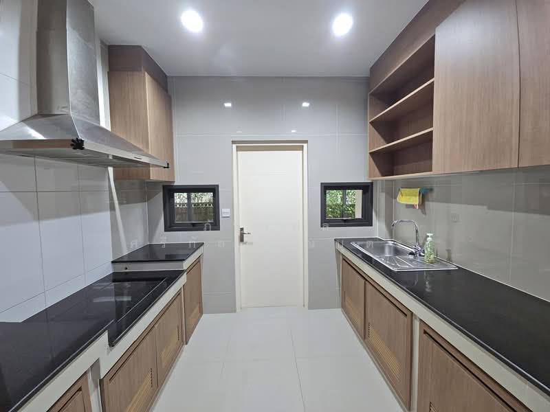 Setthasiri Onnut-Srinakarin, Bangkok, Chaloem Phrakiat Ratchakan Thi 9 Road, Prawet, Prawet, Bangkok, 4 Bedrooms, 244 sqm, Single Detached House For Rent, by ภัทรพล ศรีกัลยาณบุตร, 500077051 - DDproperty.com