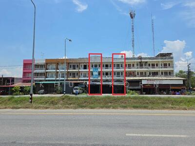 ขาย - ขาย อาคารพาณิชย์ 3.5 ชั้น ติดถนนสายอยุธยา-สาลี ใกล้แยกวรเชษฐ์ ต.บ้านป้อม อ.พระนครศรีอยุธยา พระนครศรี, พระนครศรีอยุธยา