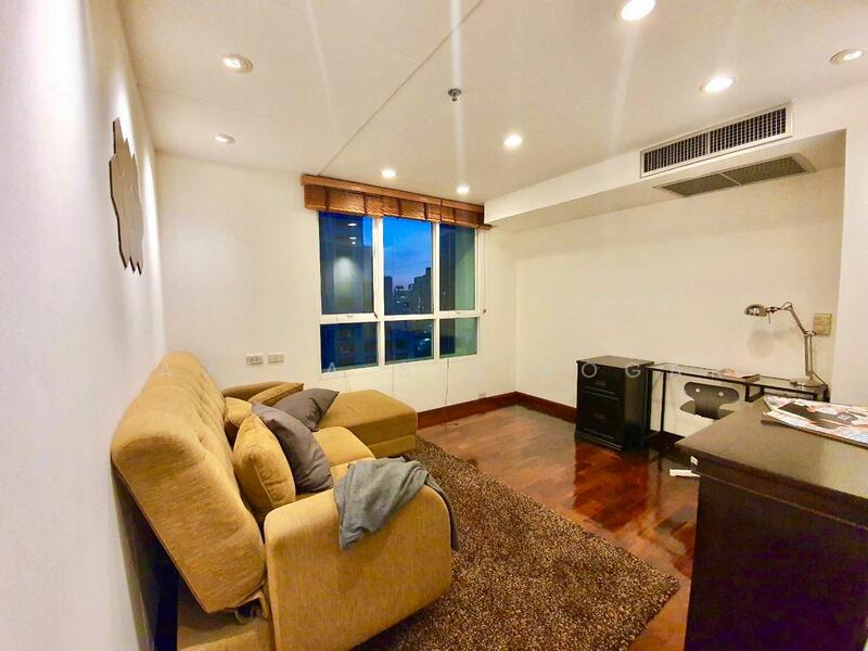 For Sale - Urbana Langsuan, Bangkok