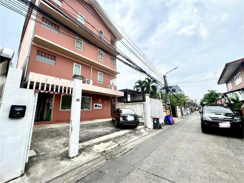 For Sale - อพาร์ทเม้นท์ 4 ชั้น 97 ตร.ว. อพาร์ทเม้นท์ ซอยนาคนิวาส15, Bangkok