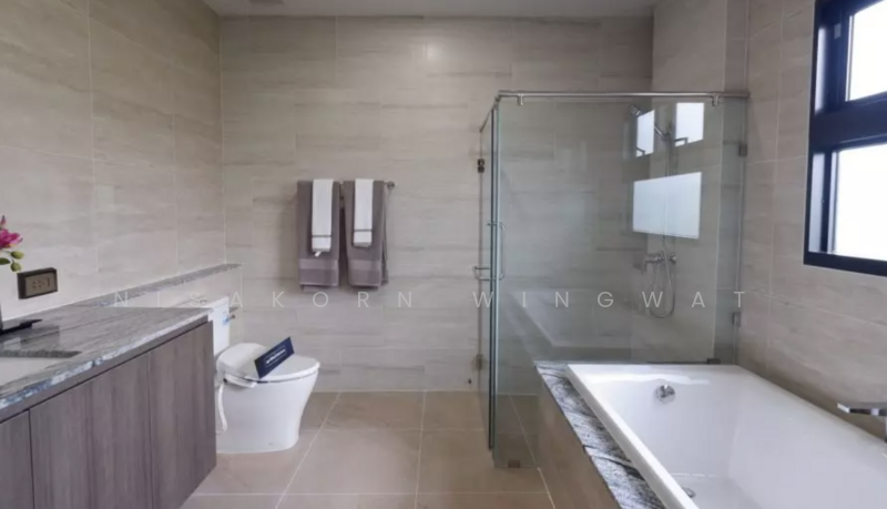 Grand Britania Taweewattana, Bangkok, Thawi Watthana, Bangkok, 4 Bedrooms, 360 sqm, Single Detached House For Sale, by Nisakorn Wingwat, 500077841 - DDproperty.com