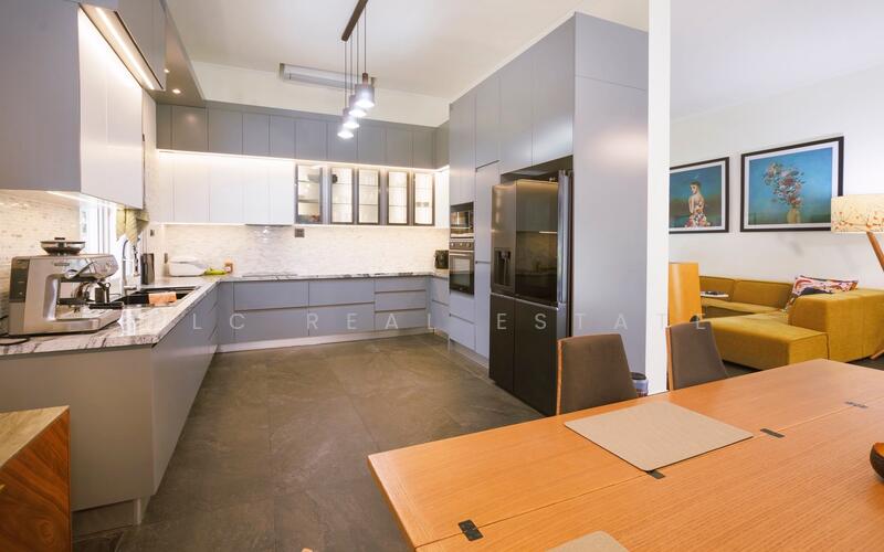 Beautiful Villa for Sale in Mabprachan, East Pattaya, Chon Buri (Pattaya), Bang Lamung, Bang Lamung (Pattaya), Chon Buri (Pattaya), 3 Bedrooms, 280 sqm, Single Detached House For Sale, by PLC Real Estate, 500078029 - DDproperty.com