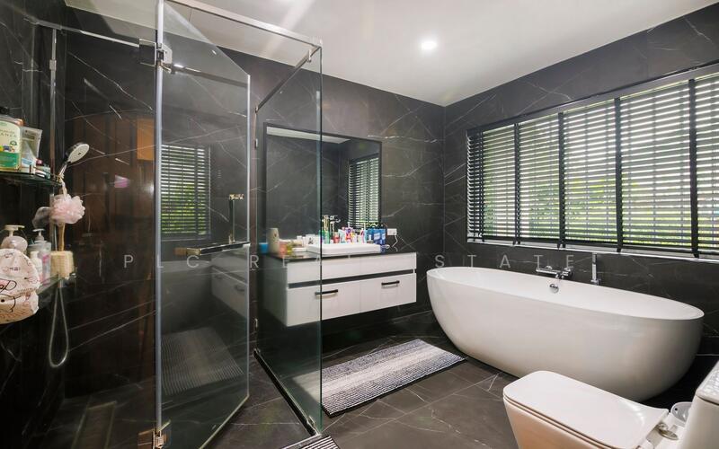 Beautiful Villa for Sale in Mabprachan, East Pattaya, Chon Buri (Pattaya), Bang Lamung, Bang Lamung (Pattaya), Chon Buri (Pattaya), 3 Bedrooms, 280 sqm, Single Detached House For Sale, by PLC Real Estate, 500078029 - DDproperty.com