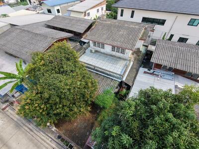 ขาย - บ้านเดี่ยว 2 ชั้น สำหรับนักลงทุน รีโนเวท สะแกงาม 13 พระราม 2, กรุงเทพ