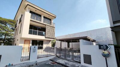 ขาย - AQ ARBOR Suanluang Rama 9-Pattanakarn : เอคิว อาร์เบอร์ สวนหลวง ร.9-พัฒนาการ, กรุงเทพ