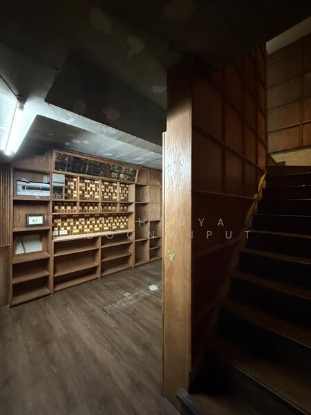 ให้เช่า - Commercial Building For Rent Thonglor 20, กรุงเทพ