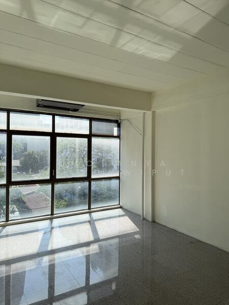 ให้เช่า - Commercial Building For Rent Thonglor 20, กรุงเทพ