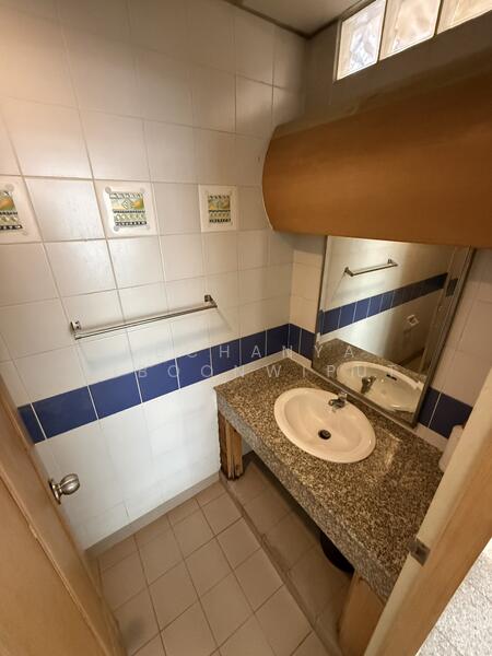 For Rent - Commercial Building For Rent Thonglor 20, Bangkok