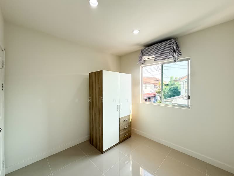 Pruksa ville 27 Meenburi, Bangkok, Min Buri, Min Buri, Bangkok, 3 Bedrooms, 120 sqm, Townhouse For Sale, by คุณ ศศิวิภา พูลทา, 500078815 - DDproperty.com