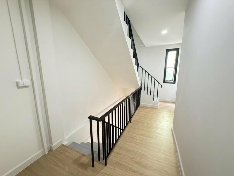 For Sale - ขายอาคารพาณิชย์ สุขสวัสดิ์ 78 (ซอยวัดชังเรือง), Samut Prakan