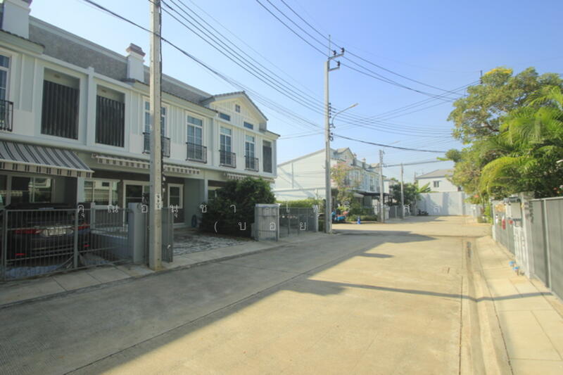 For Sale - Villaggio Prachauthit 90, Samut Prakan