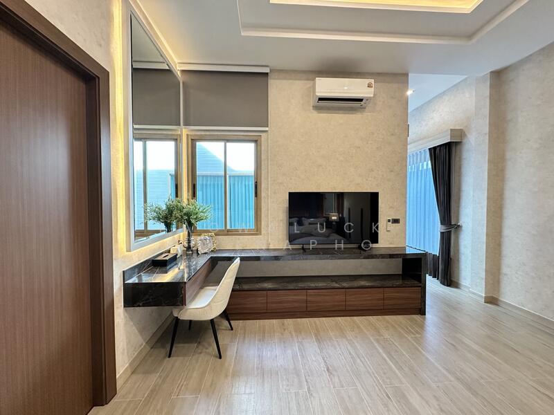 Baan Mae Bibury (Phase 2), Chon Buri (Pattaya), Thung Klom - Tan Man 18 Rd, Nong Pru, Bang Lamung (Pattaya), Chon Buri (Pattaya), 4 Bedrooms, 429 sqm, Villa Option To Buy, by Yaowaluck Sirinapho, 500079747 - DDproperty.com