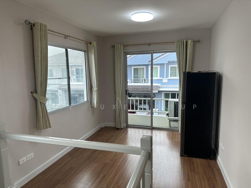 Nantawan Sathorn-Ratchaphruk, Bangkok, Soi Mooban Nanthawan, Bang Waek, Phasi Charoen, Bangkok, 3 Bedrooms, 161 sqm, Single Detached House For Rent, by The Luxe Group, 500079892 - DDproperty.com