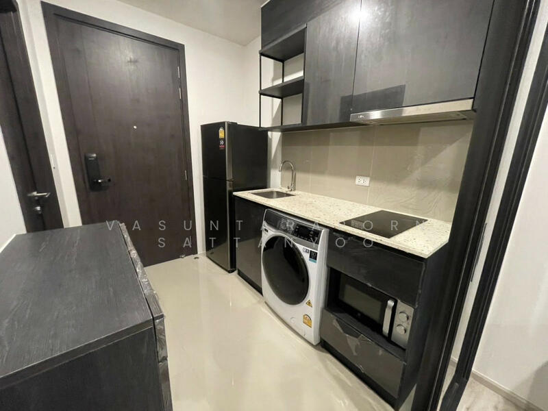 XT Huaikhwang, Bangkok, 244 Ratchadaphisek Road, Huai Khwang, Huai Khwang, Bangkok, Studio, 28 sqm, Condo For Rent, by Vasuntaraporn Sattanyoo, 500079895 - DDproperty.com