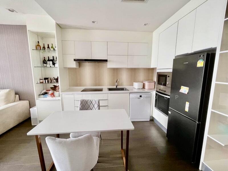 Noble Ploenchit, Bangkok, 1035 Ploenchit Road, Lumphini, Pathum Wan, Bangkok, 2 Bedrooms, 70 sqm, Condo For Rent, by The Luxe Group, 500080028 - DDproperty.com