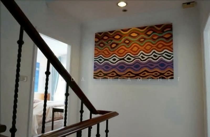 Baan Klang Krung Thonglor, Bangkok, 55 Soi Sukhumvit 55, Khlong Tan Nua, Watthana, Bangkok, 5 Bedrooms, 456 sqm, Townhouse For Rent, by Jetsada Theamphet, 500080202 - DDproperty.com