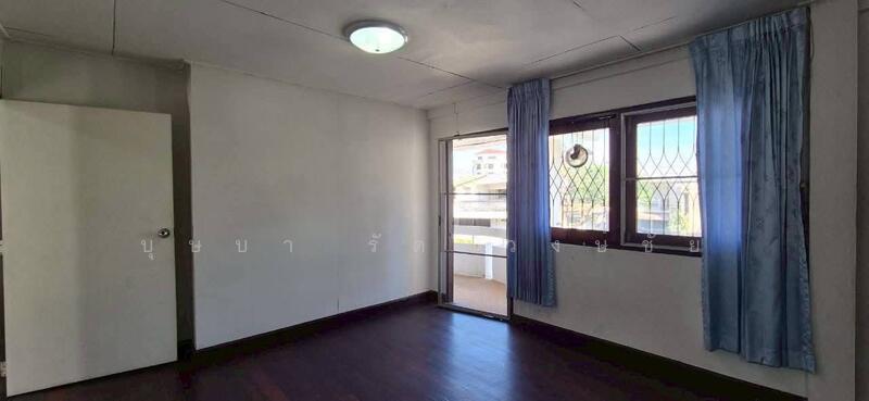 ให้เช่า - ทำเลพัฒนาการ 61 ให้เช่าบ้านเดี่ยว 80 วา ม.เมืองทอง2/2 บ้านพร้อมอยู่ ทำเลดี, กรุงเทพ