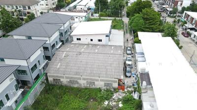 ขาย - โกดัง 1 ชั้น 100 ตร.ว. โกดัง ซอยรัชดา-รามอินทรา3, กรุงเทพ