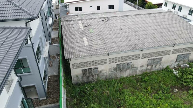 For Sale - โกดัง 1 ชั้น 100 ตร.ว. โกดัง ซอยรัชดา-รามอินทรา3, Bangkok