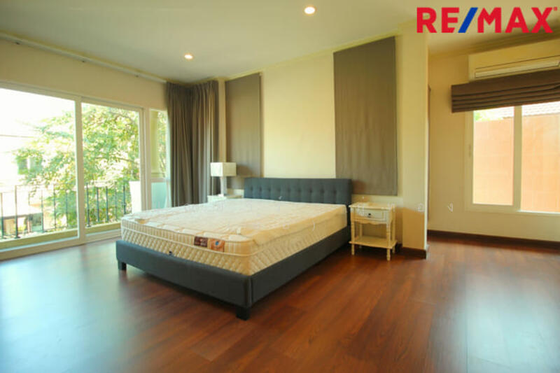 Laddarom Elegant Wongwan-Sathorn, Bangkok, 469 Kanchanapisek Road, Lak Song, Bang Khae, Bangkok, 4 Bedrooms, 265 sqm, Single Detached House For Sale, by คุณปุณยวีร์ ภู่ทอง (อ้อ), 500080764 - DDproperty.com