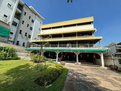 ขาย - ที่ดิน+บ้านเดี่ยว 3.5 ชั้น 218 ตร.ว. ซอยประชาชื่น4 แยก1-10 (ซอยน้อมจิต), กรุงเทพ