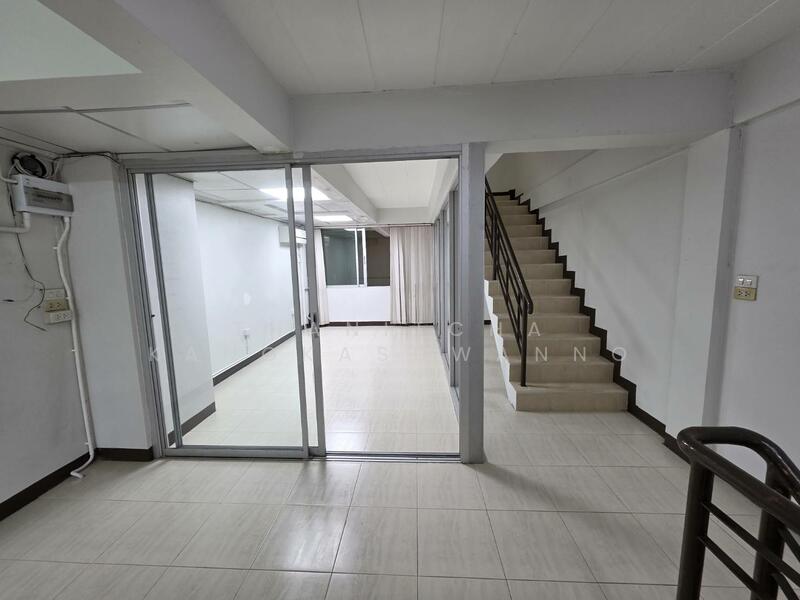 Rungkit Villa 14, Rom Klao, Bangkok, ถนนร่มเกล้า, Lat Krabang, Bangkok, , 196 sqm, Shophouse For Rent, by Thanitcha Kangkasuwanno, 500080810 - DDproperty.com