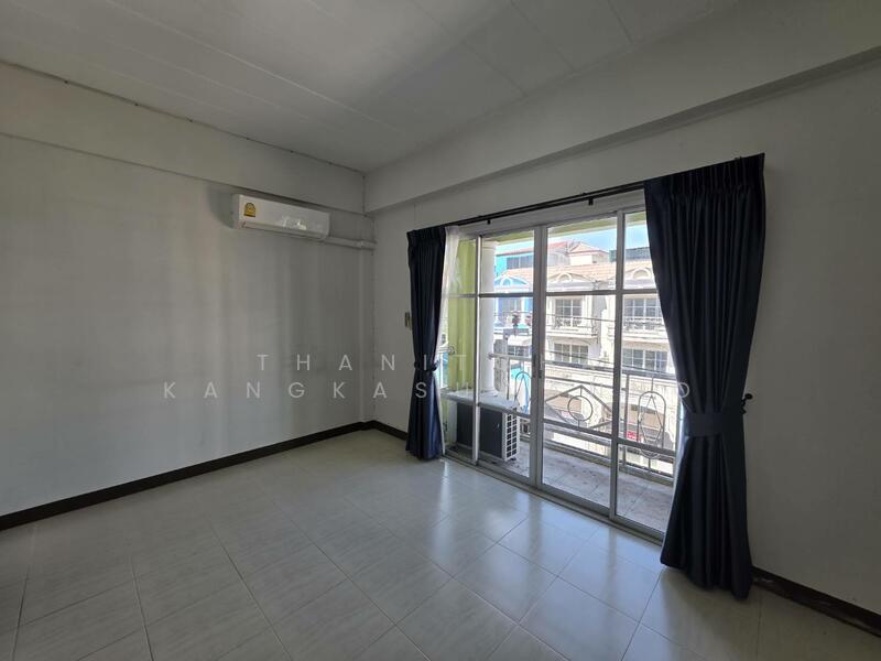Rungkit Villa 14, Rom Klao, Bangkok, ถนนร่มเกล้า, Lat Krabang, Bangkok, , 196 sqm, Shophouse For Rent, by Thanitcha Kangkasuwanno, 500080810 - DDproperty.com