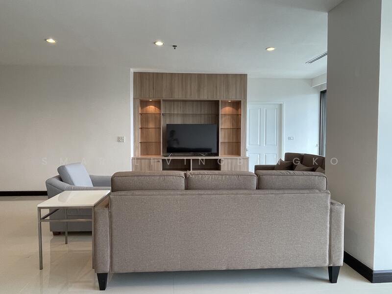 Baan Thai Living Ekkamai, Bangkok, 40 Soi Pridi Banomyong 31, Khlong Tan Nua, Watthana, Bangkok, 4 Bedrooms, 277 sqm, Condo For Rent, by SmartLivingBangkok, 500080839 - DDproperty.com