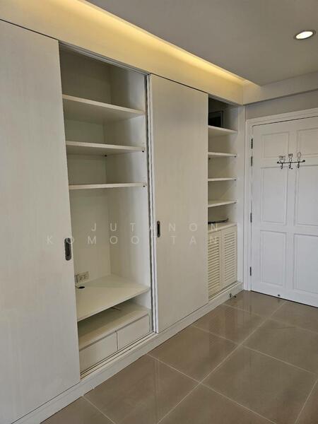 ขาย - Ekbodin Condominium : เอกบดินทร์คอนโดมิเนียม, กรุงเทพ