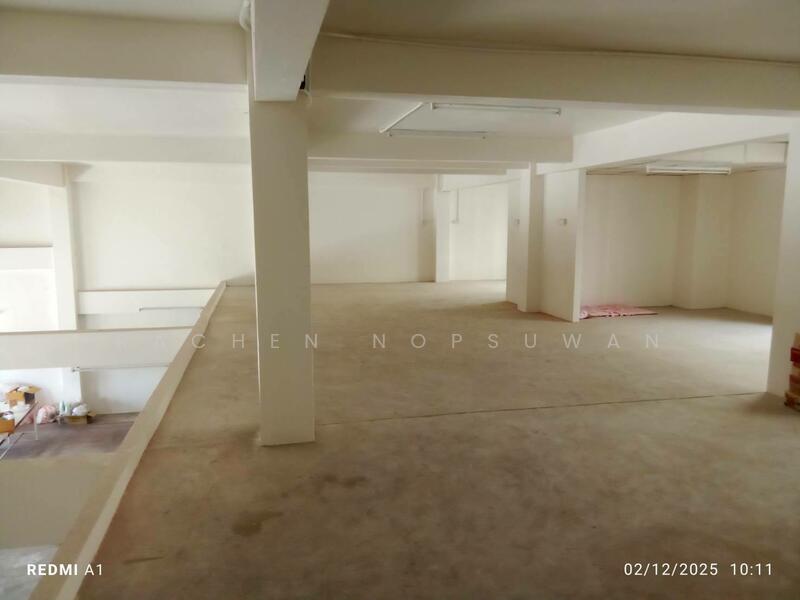 For Rent - Commercial buildings for rent in Koh Hong, areas unaffected by flooding., Songkhla