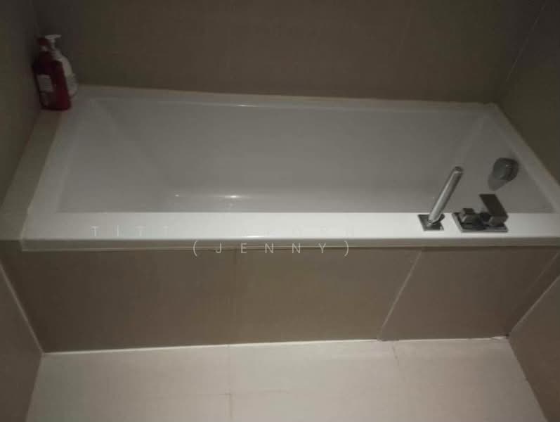 H Sukhumvit 43, Bangkok, 28 Sukhumvit 34 Road, Khlong Tan Nua, Watthana, Bangkok, 1 Bedroom, 43 sqm, Condo For Rent, by Tittayaporn Kim (Jenny), 500080983 - DDproperty.com