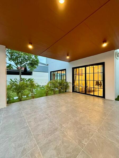 Newly Built Detached House with Private Pool near Nongprue Health Park, Chon Buri (Pattaya), Nong Pru, Bang Lamung (Pattaya), Chon Buri (Pattaya), 3 Bedrooms, 200 sqm, Single Detached House For Rent, by Pornpun Promlert, 500081141 - DDproperty.com