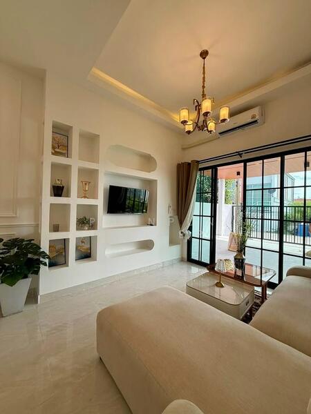 Newly Built Detached House with Private Pool near Nongprue Health Park, Chon Buri (Pattaya), Nong Pru, Bang Lamung (Pattaya), Chon Buri (Pattaya), 3 Bedrooms, 200 sqm, Single Detached House For Rent, by Pornpun Promlert, 500081141 - DDproperty.com