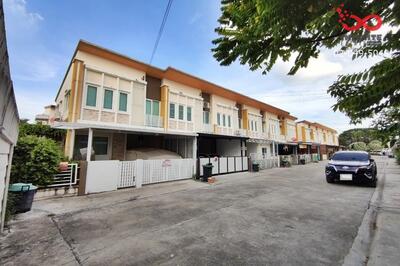 ขาย - Golden Town 2 Onnut-Ladkrabang : โกลเด้น ทาวน์ 2 อ่อนนุช-ลาดกระบัง, กรุงเทพ