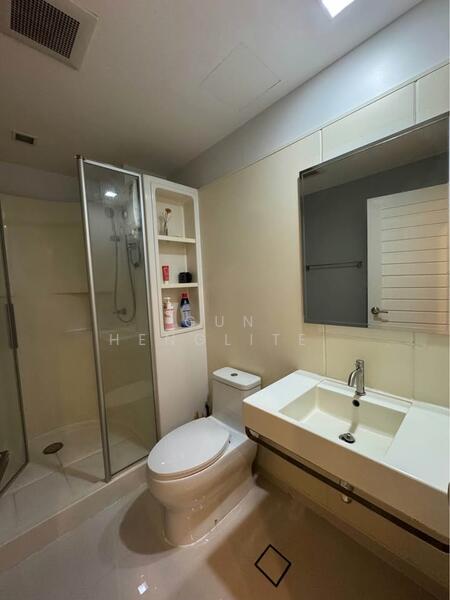 For Sale - 2-BR House, Bangkok