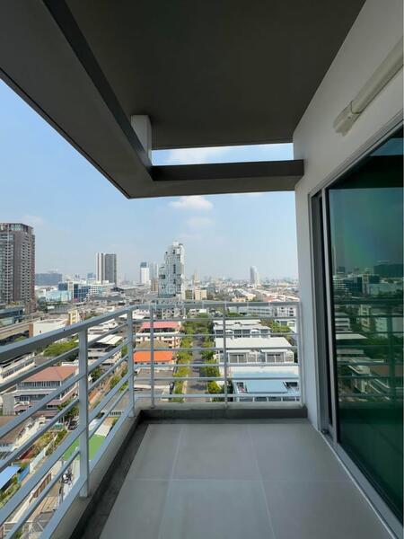 For Sale - 2-BR House, Bangkok
