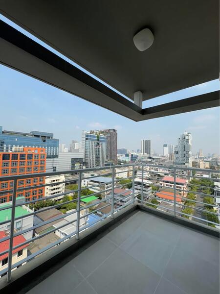 For Sale - 2-BR House, Bangkok