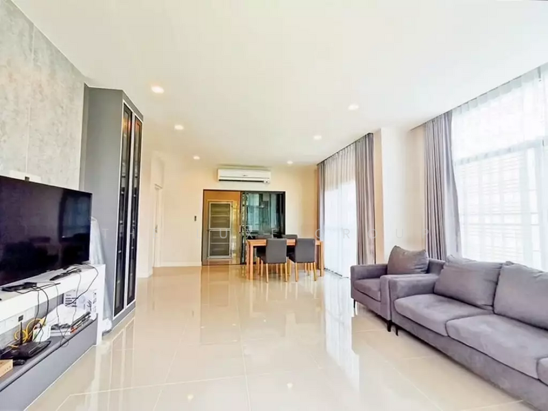 Setthasiri Pattanakarn, Bangkok, Phatthanakan-Onnut Road (New Cut), Prawet, Bangkok, 4 Bedrooms, 352 sqm, Single Detached House For Sale, by The Luxe Group, 500081950 - DDproperty.com