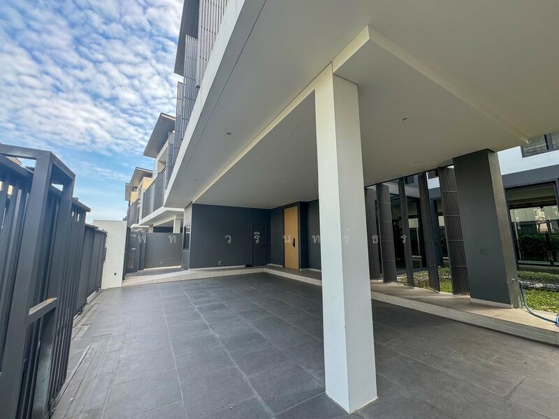 The Urban Reserve Rama 9-Motorway, Bangkok, Phatthanakan Road, Suan Luang, Suan Luang, Bangkok, 4 Bedrooms, 516 sqm, Single Detached House For Rent, by แพท วรินทร์ธร , 500082263 - DDproperty.com